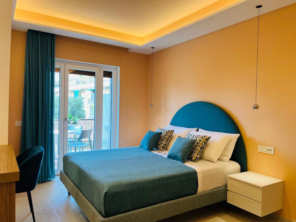 Yourhome - Lucrezia Suites Sorrent Exterior foto